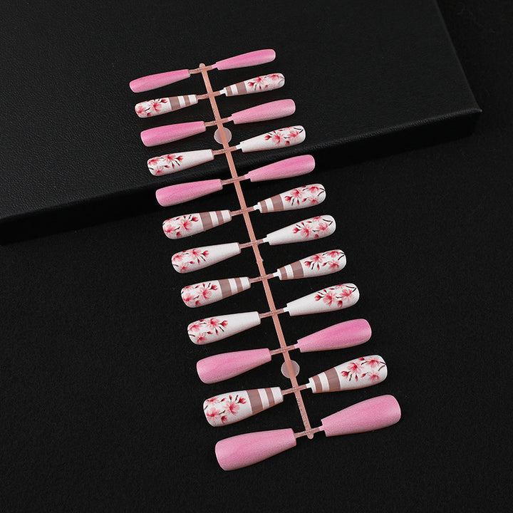 Artificial nails with floral embellishments Bowlift