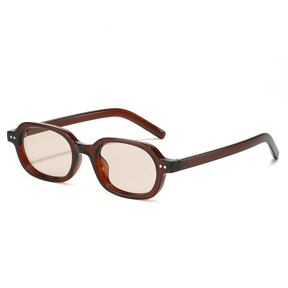 Stylish Vintage-Inspired Oval Sunglasses Bowlift
