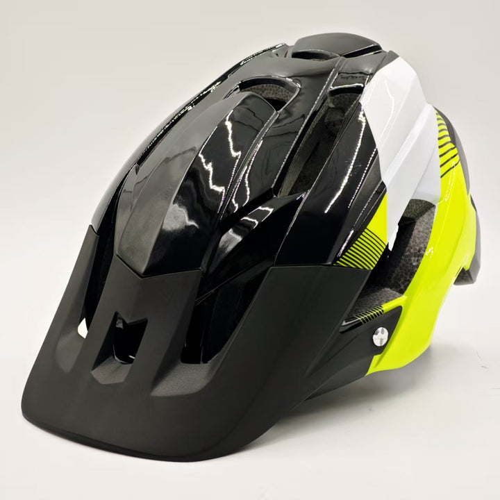 Multi-Sport Cycling Helmet Bowlift
