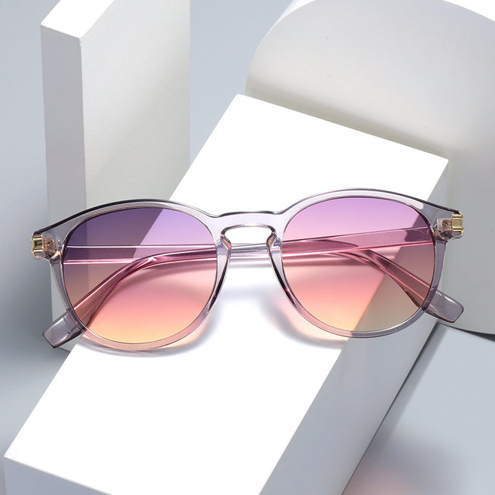 Women elegant sunglasses with transparent frame and stylish accents Bowlift