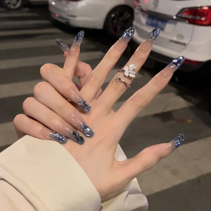 Artificial nails with elegant gradient and glitter accents Bowlift