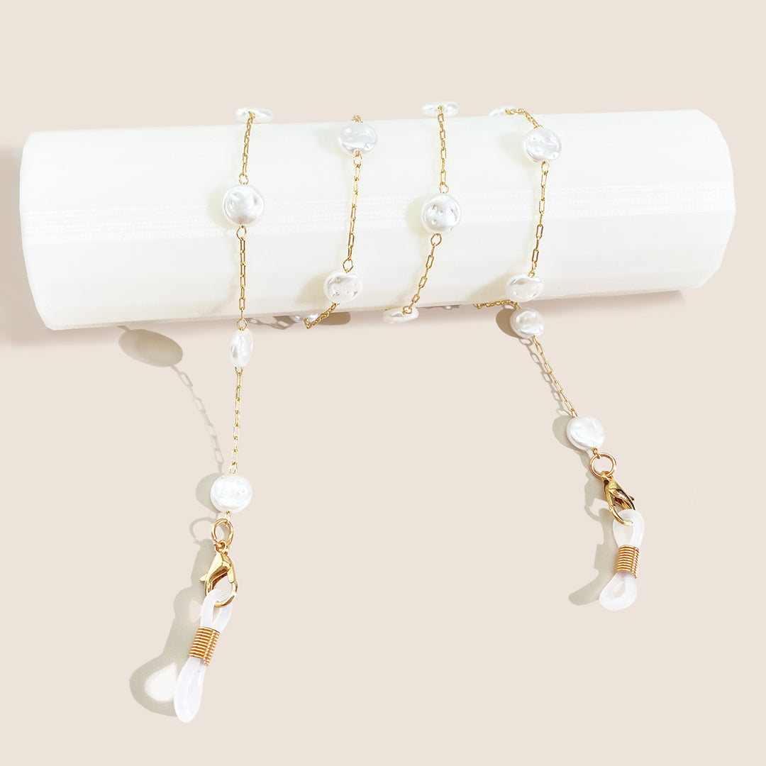 Elegant Beaded Eyewear Holder Bowlift