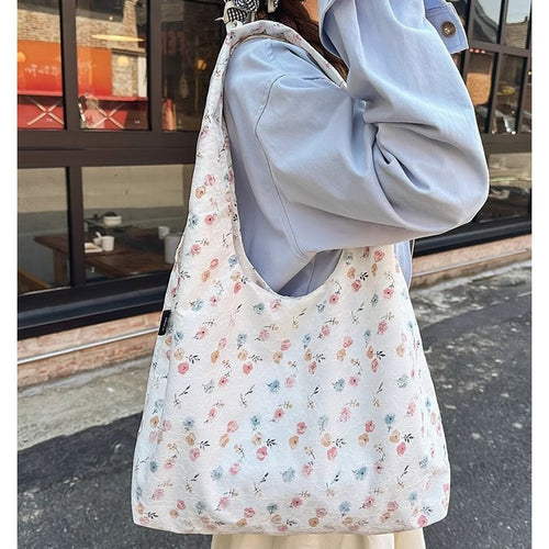 Floral Patterned Everyday Tote Bag Bowlift