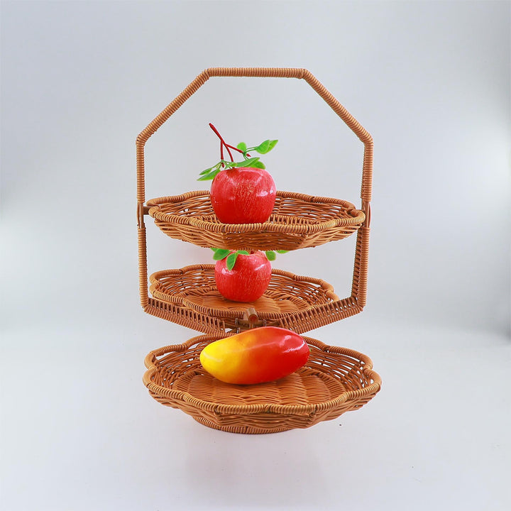 With an elegant three-tier fruit bowl Bowlift