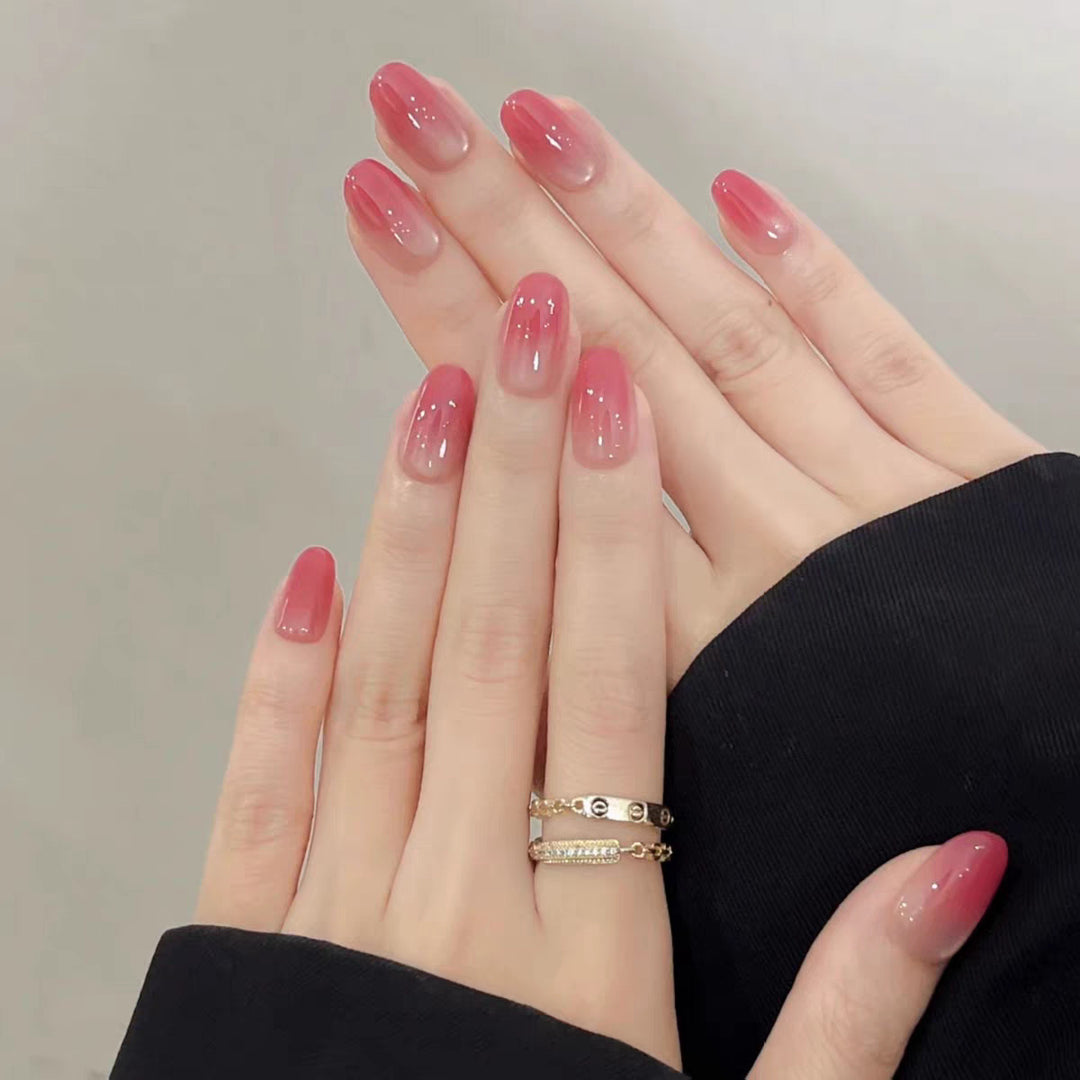 Artificial nails with elegant ombre effect Bowlift