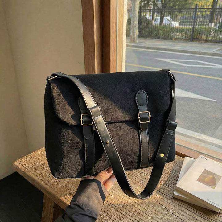 WoChic Vintage-Style Messenger Bag Bowlift
