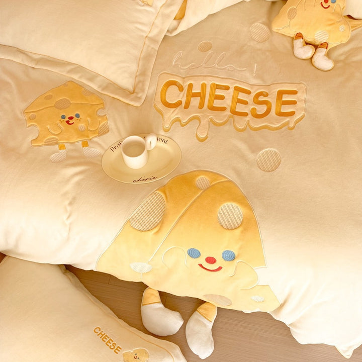 Children's bedding set with cozy microfiber blanket and 3D panda appliqués