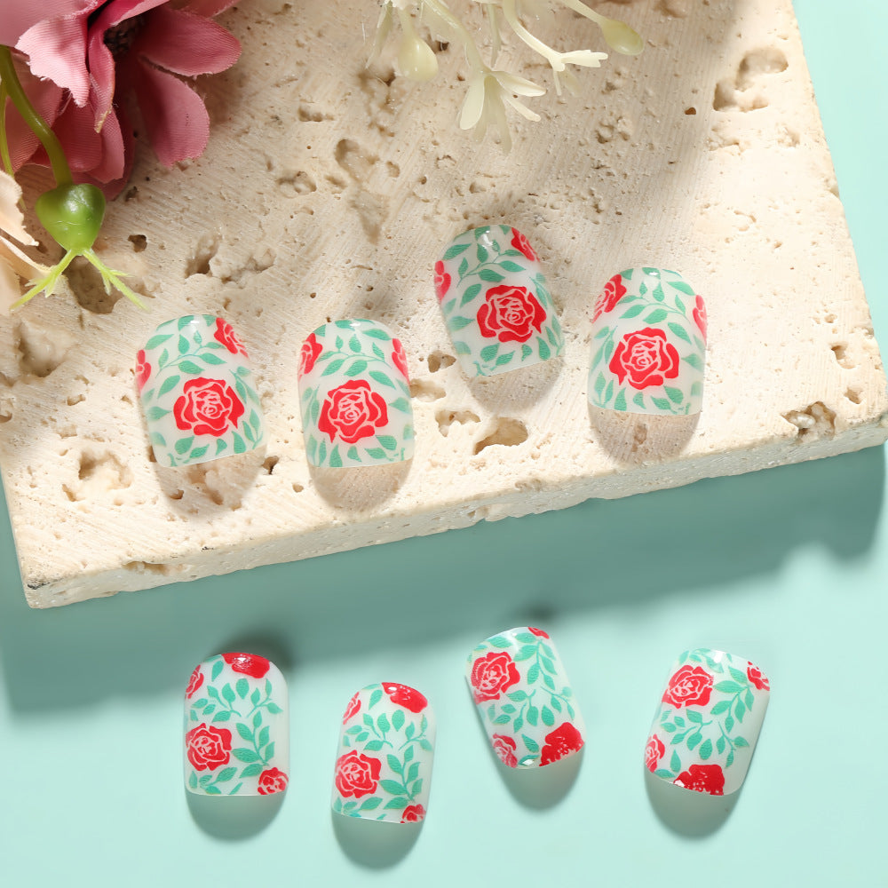Artificial nails with romantic rose pattern Bowlift