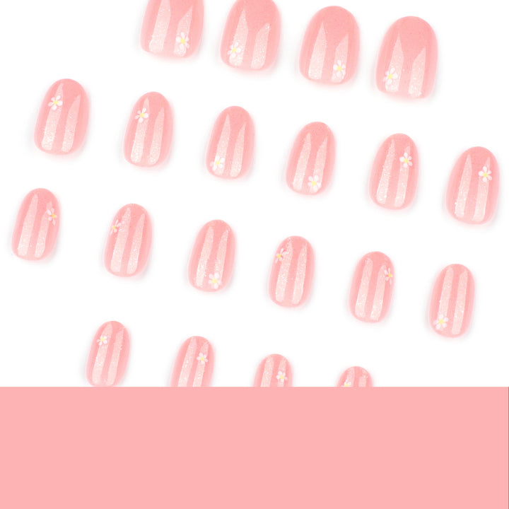 Elegant Nail Art with delicate floral motifs Bowlift
