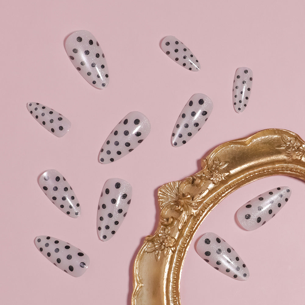 Artistic Press-On Nail Set with Polka Dot Design Bowlift