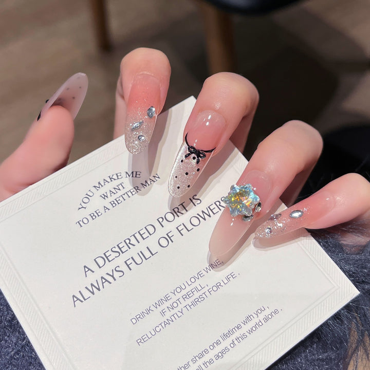 Decorative Crystal-Embellished Press-On Nail Set Bowlift