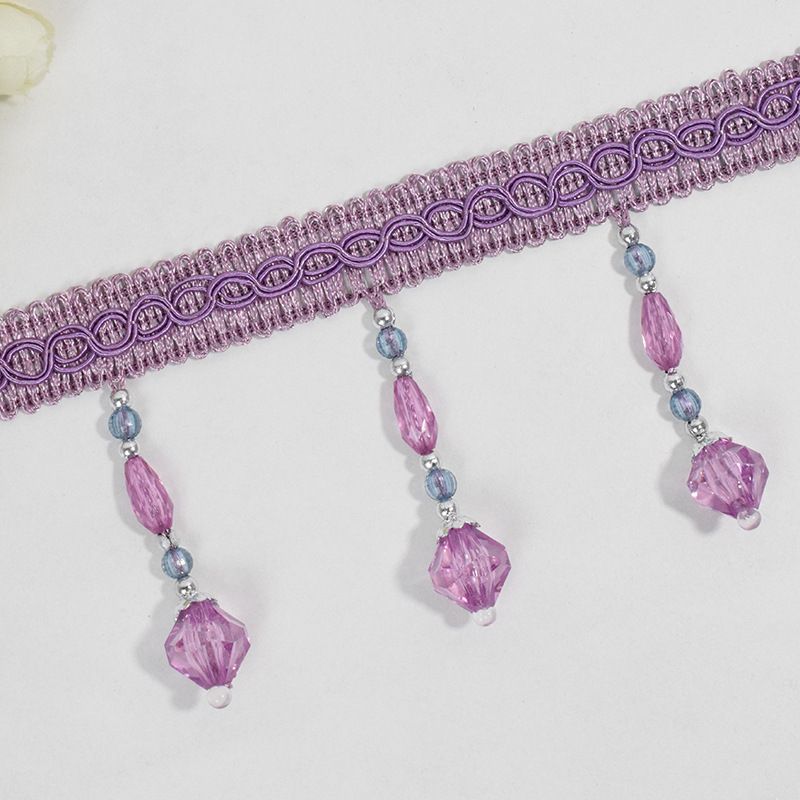 Decorative trim with crystal effect Bowlift