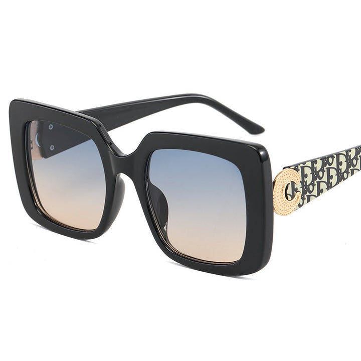 Women's fashionable sunglasses in modern square design Bowlift