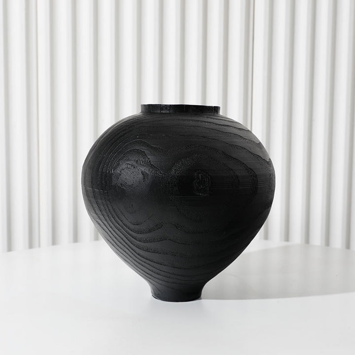 Elegant Artistic Decorative Vase