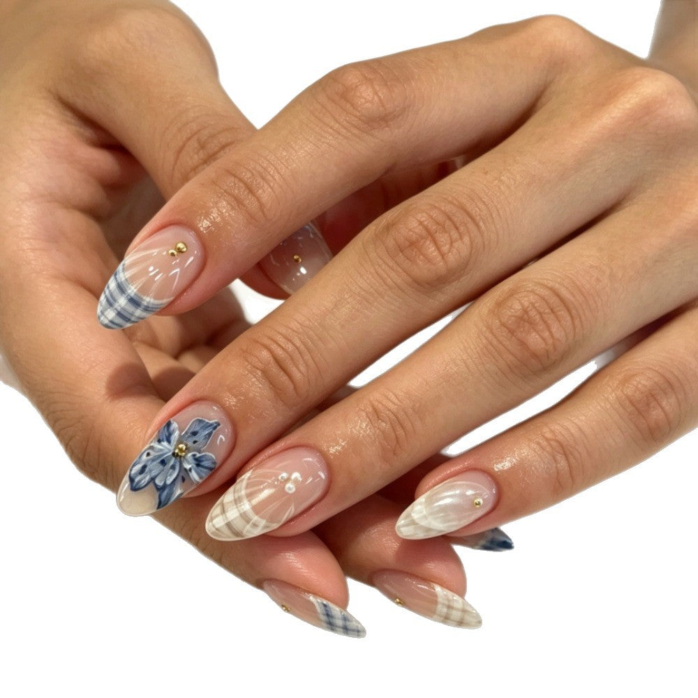 Floral Artistic Press-On Nail Set Bowlift