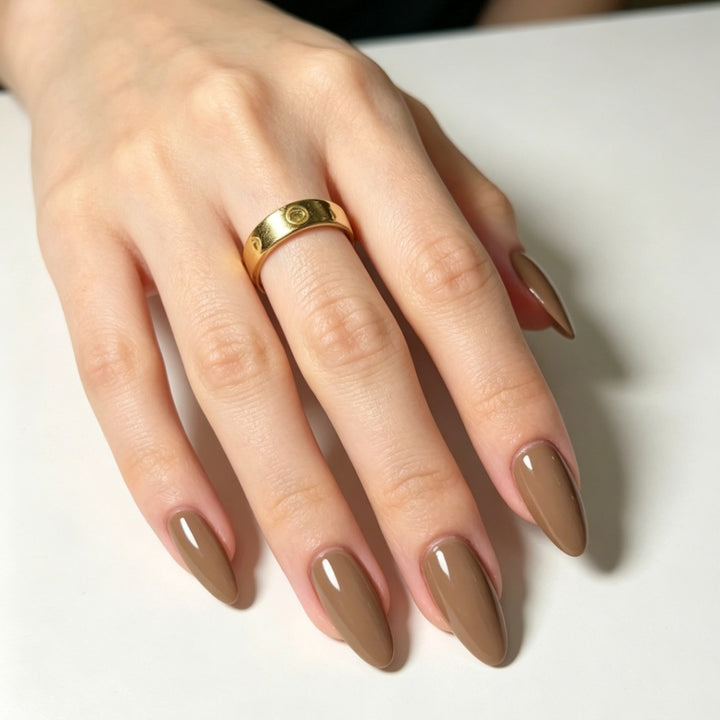 Elegantly Shaped Almond Press-On Nails Bowlift