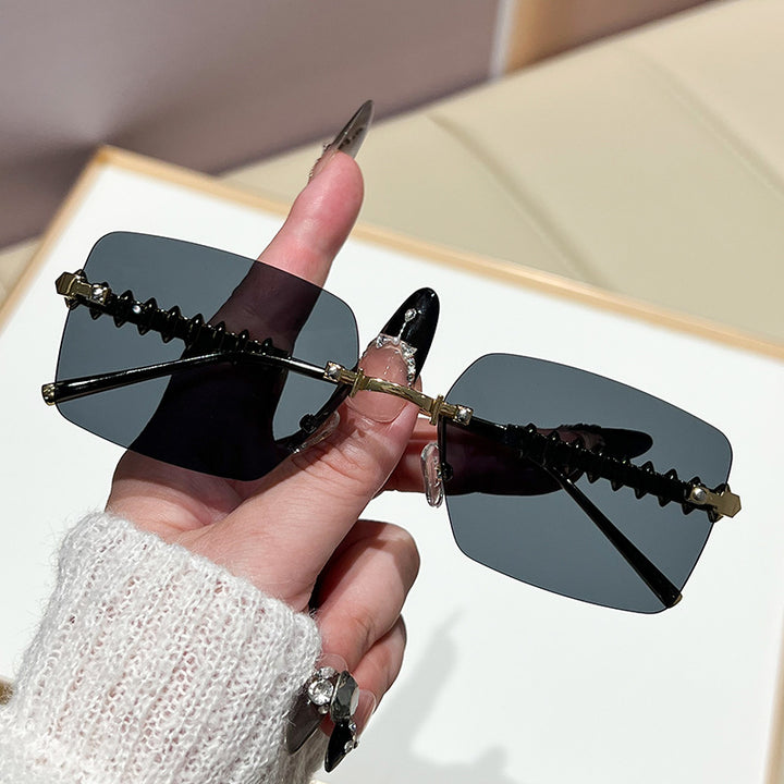 Women’s fashionable glasses Bowlift