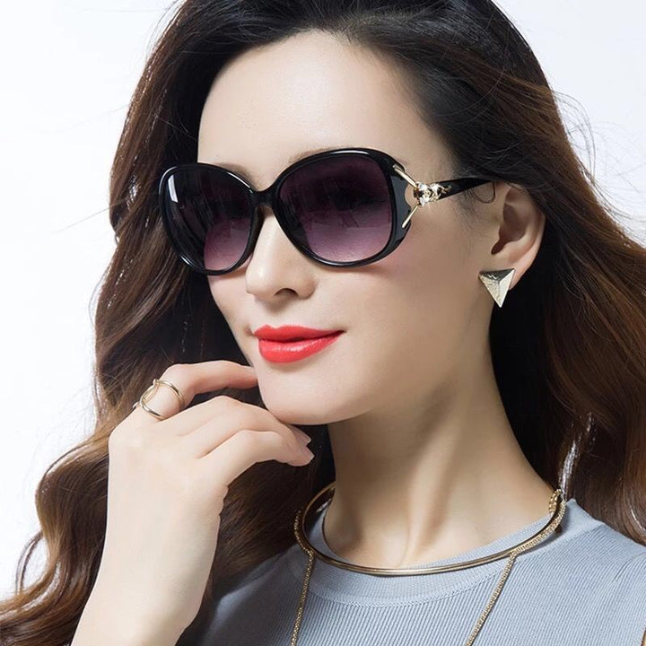 Women's Cat-Eye Sunglasses with Luxurious Golden Accents Bowlift