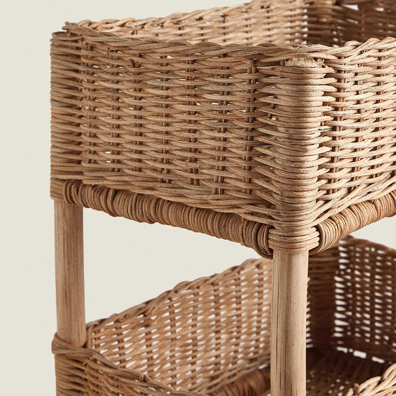 Basket shelf with practical storage space Bowlift