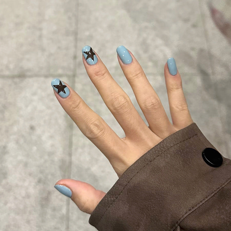 Artistic Nail Art with Star Designs Bowlift