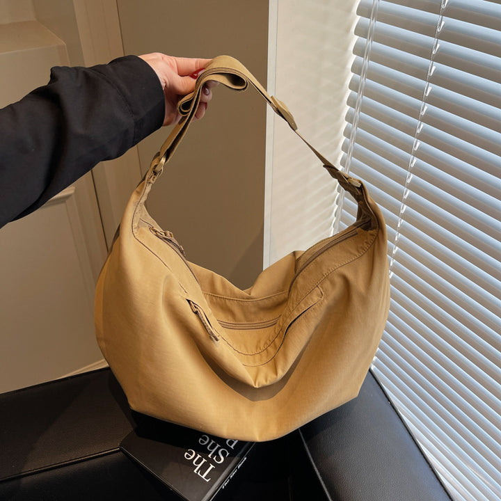 Contemporary Shoulder Bag Bowlift