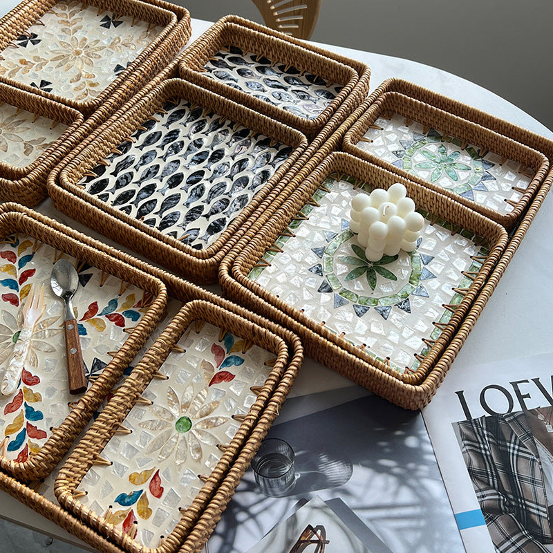 Ladies decorative serving platter Bowlift