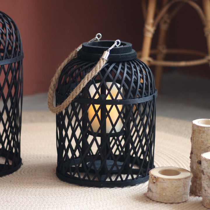 Decorative lantern made of braided material Bowlift