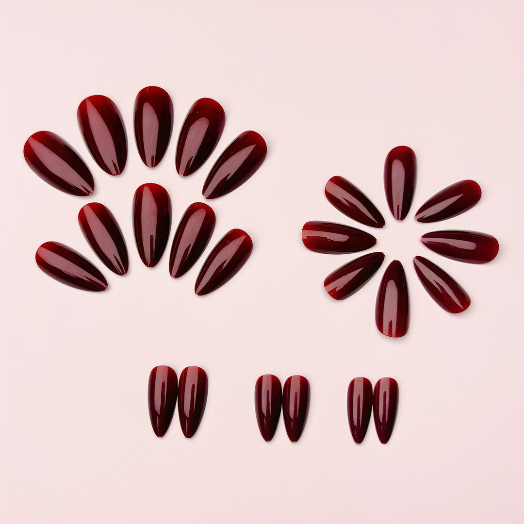Artificial nails with shiny stiletto design Bowlift