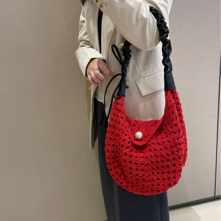 Handcrafted Shoulder Bag Bowlift