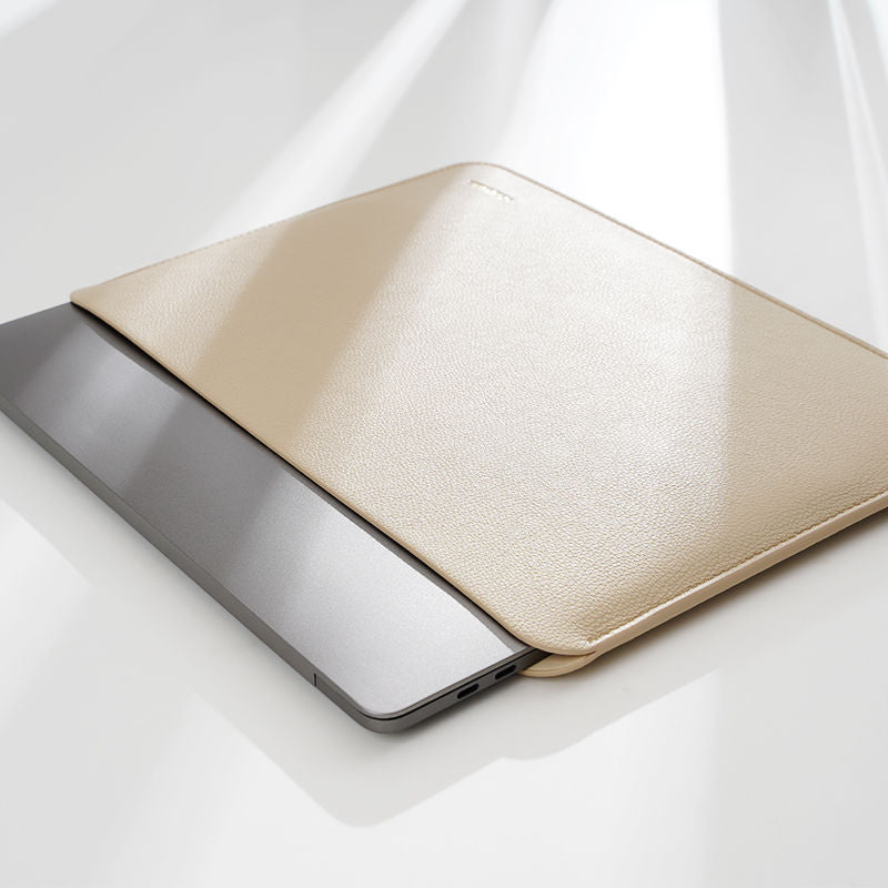 Minimalist Padded Vegan Leather Laptop Sleeve with Microfiber Lining Bowlift
