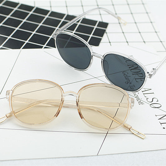 Ladies fashionable square sunglasses with transparent frame Bowlift