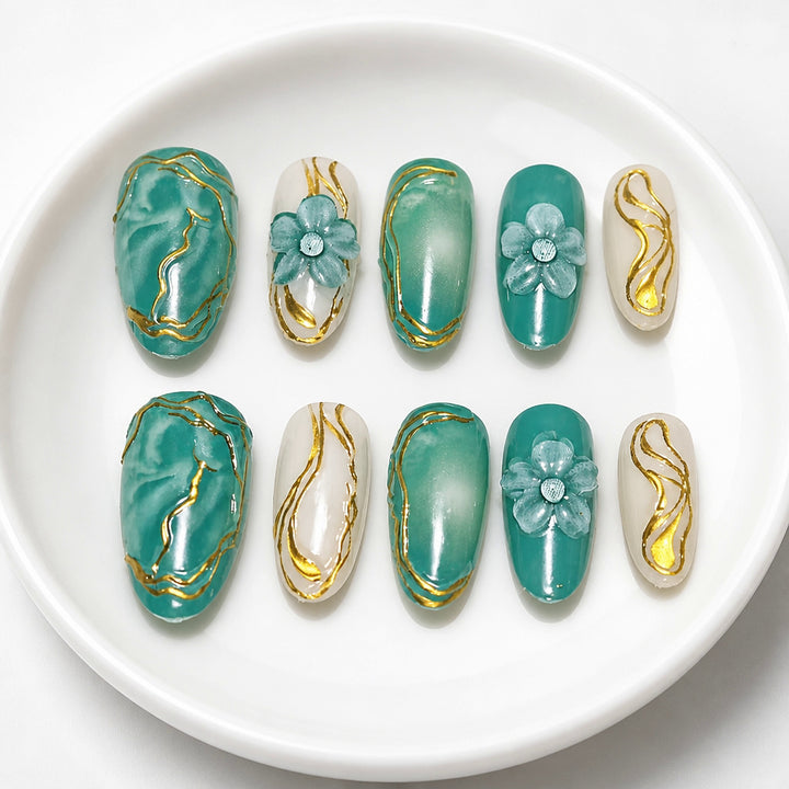 Decorative Floral Press-On Nail Art Set Bowlift