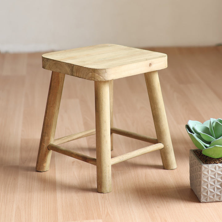 Handcrafted wooden stool Bowlift