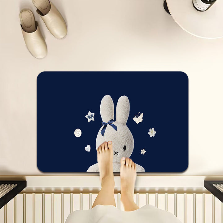 Artistic Cat-Themed Bath Mat
