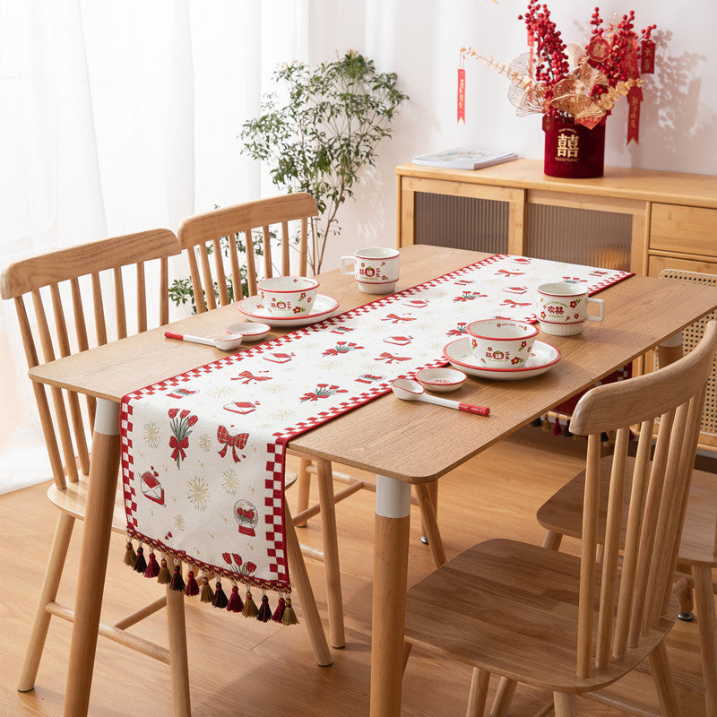 Floral Pattern Decorative Table Runner