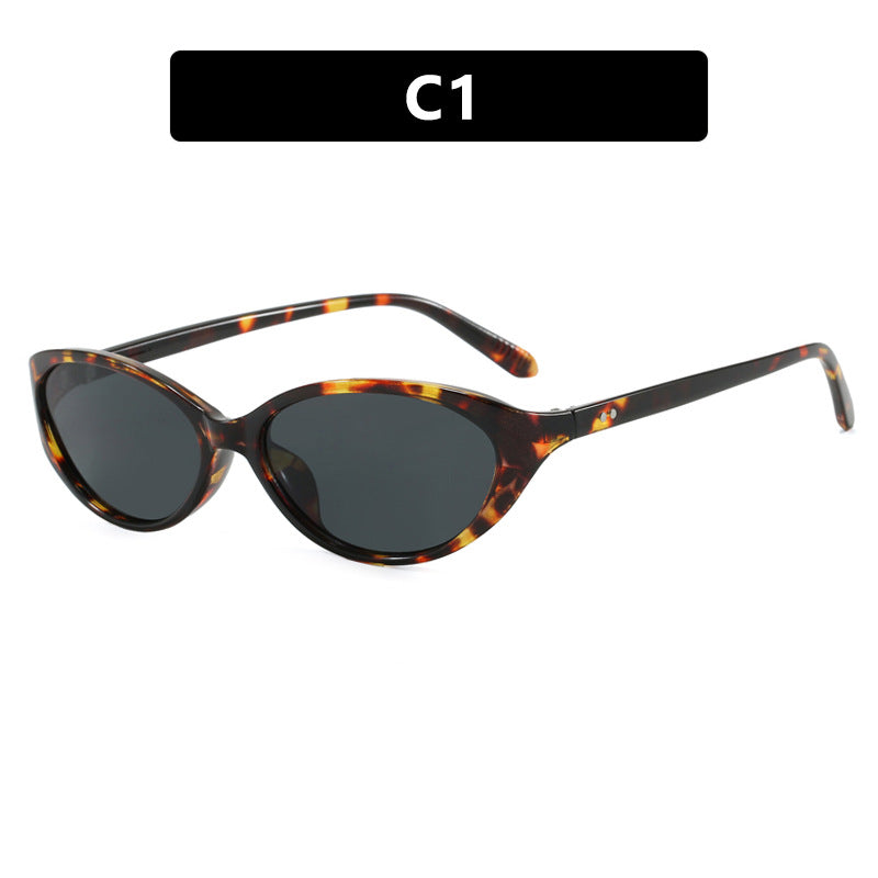 Women's Cat-Eye Sunglasses with stylish design and protective UV filter Bowlift