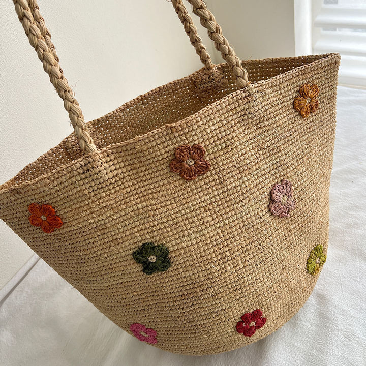 Handmade straw bag with colorful lemon design Bowlift