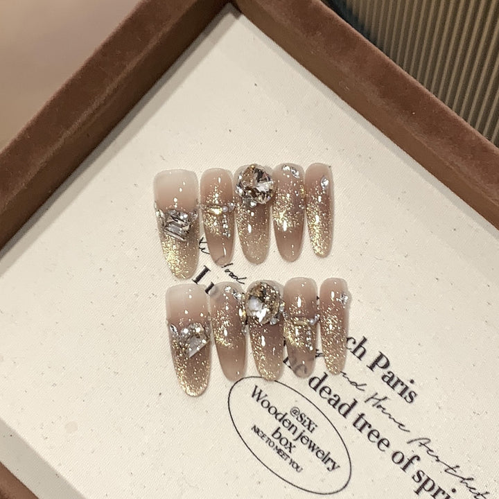 Glamorous Press-On Nail Art Set Bowlift