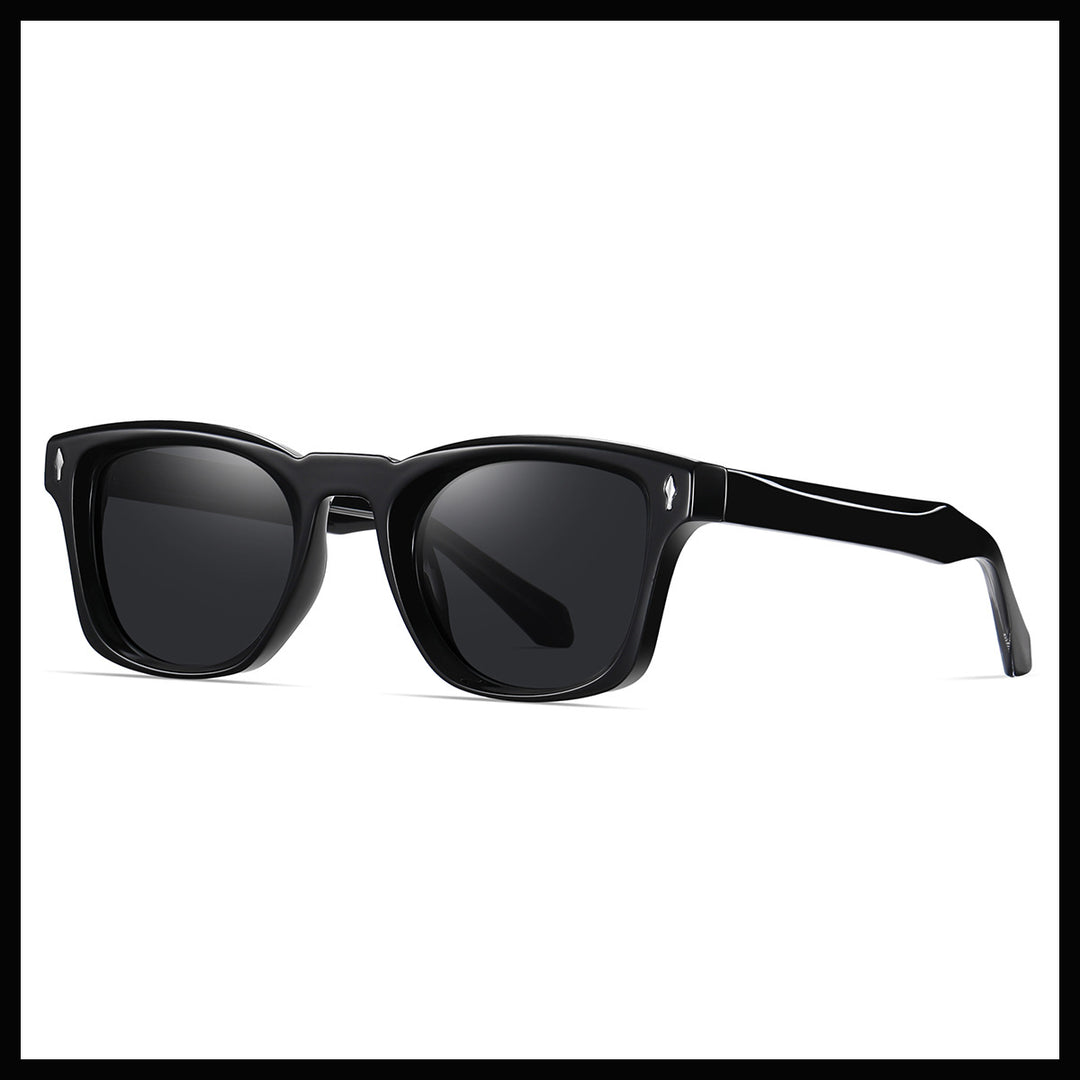 Ladies fashionable sunglasses in elegant tortoiseshell design Bowlift