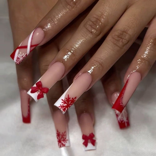 Festive Christmas Themed Press-On Nail Art Bowlift