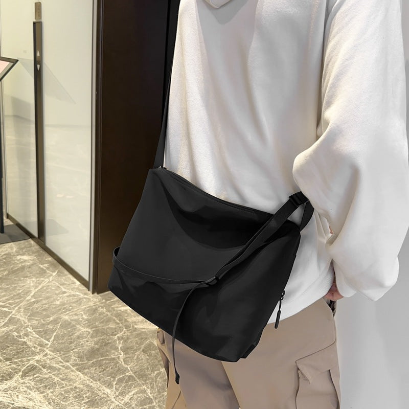 Messenger Bag Bowlift