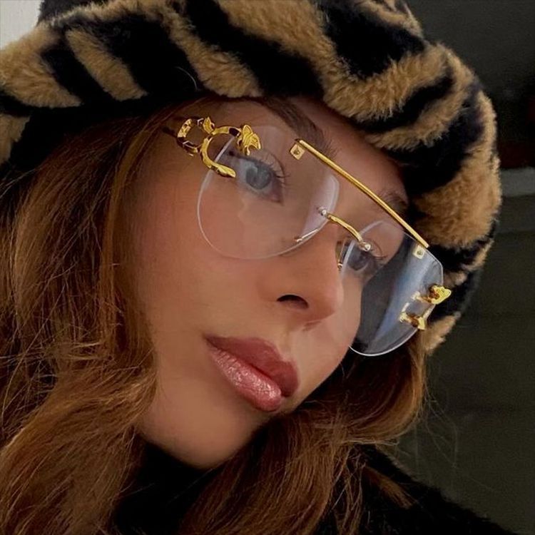 Women's unusual round sunglasses with decorative details Bowlift