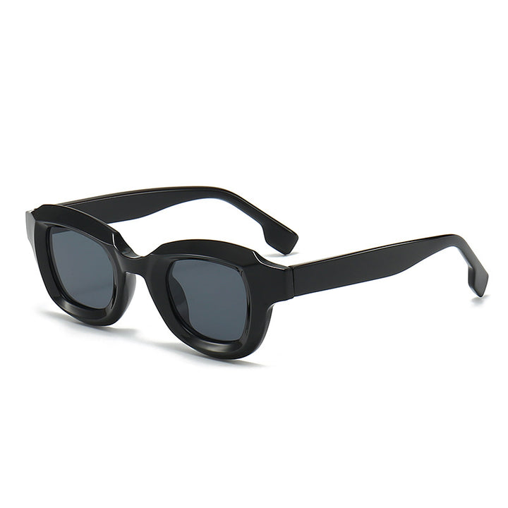 Women Fashion Sunglasses in Trendy Design Bowlift