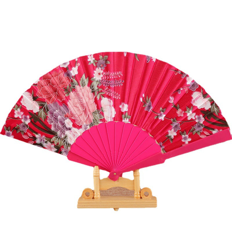 Ladies decorative fan Bowlift