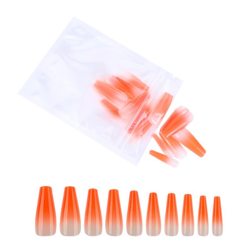 Artificial nails in elegant stiletto design Bowlift