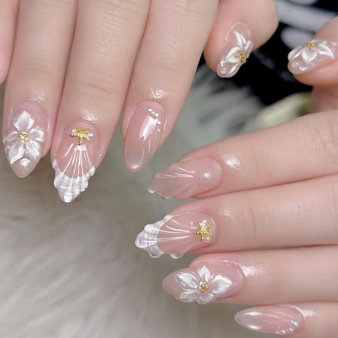 Artistic 3D Floral Nail Art Extensions Bowlift