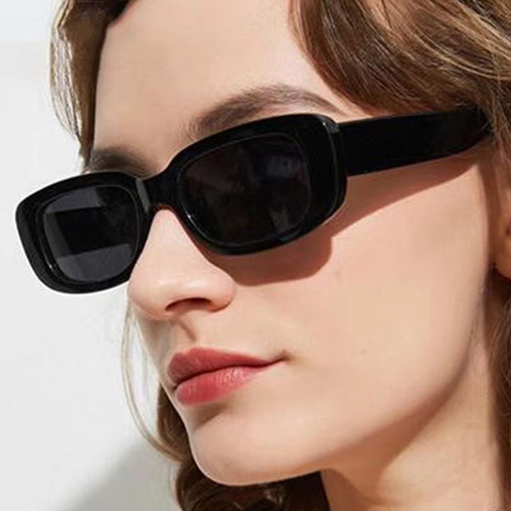 Retro Inspired Square Frame Sunglasses Bowlift