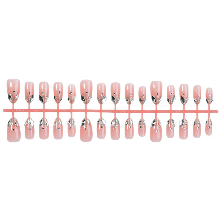 Decorative Press-On Nail Set with Elegant Silver Accents Bowlift