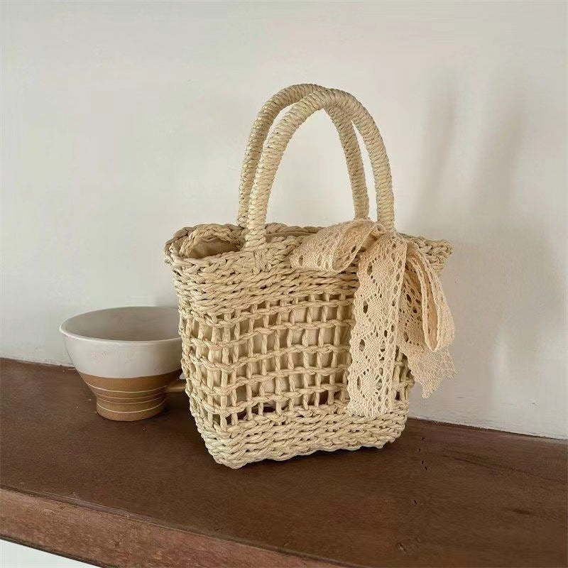 Handcrafted laundry basket bag Bowlift
