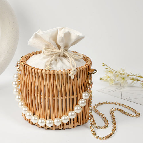 Women handcrafted basket bag with pearl chain Bowlift